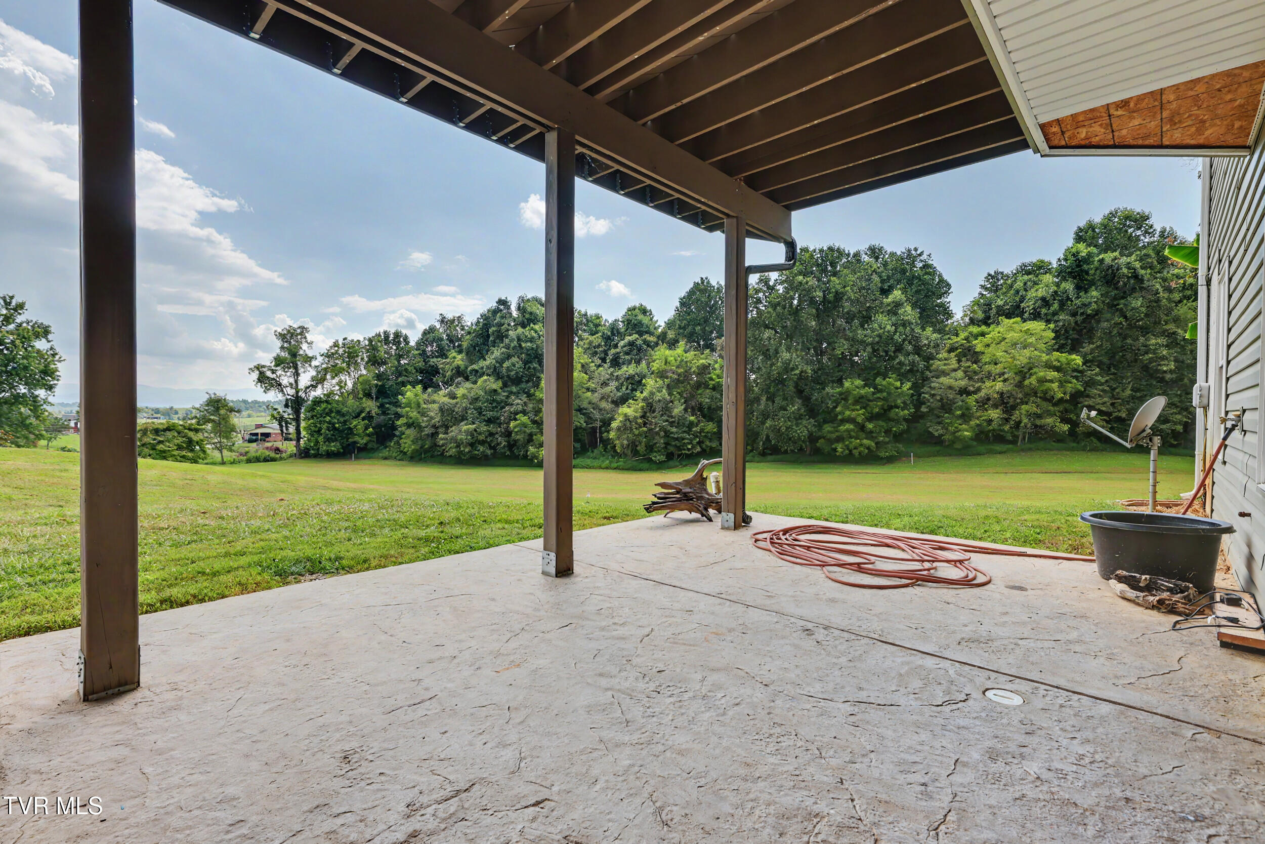 1090 Shell Road Jonesborough, TN 37659 - Photo 42 of 46 40_img_0109