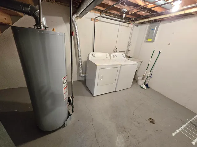 $139,900 | 35161 Terrybrook Drive, Sterling Heights, MI 48312