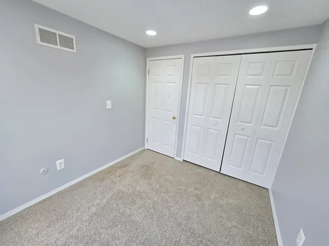 $139,900 | 35161 Terrybrook Drive, Sterling Heights, MI 48312