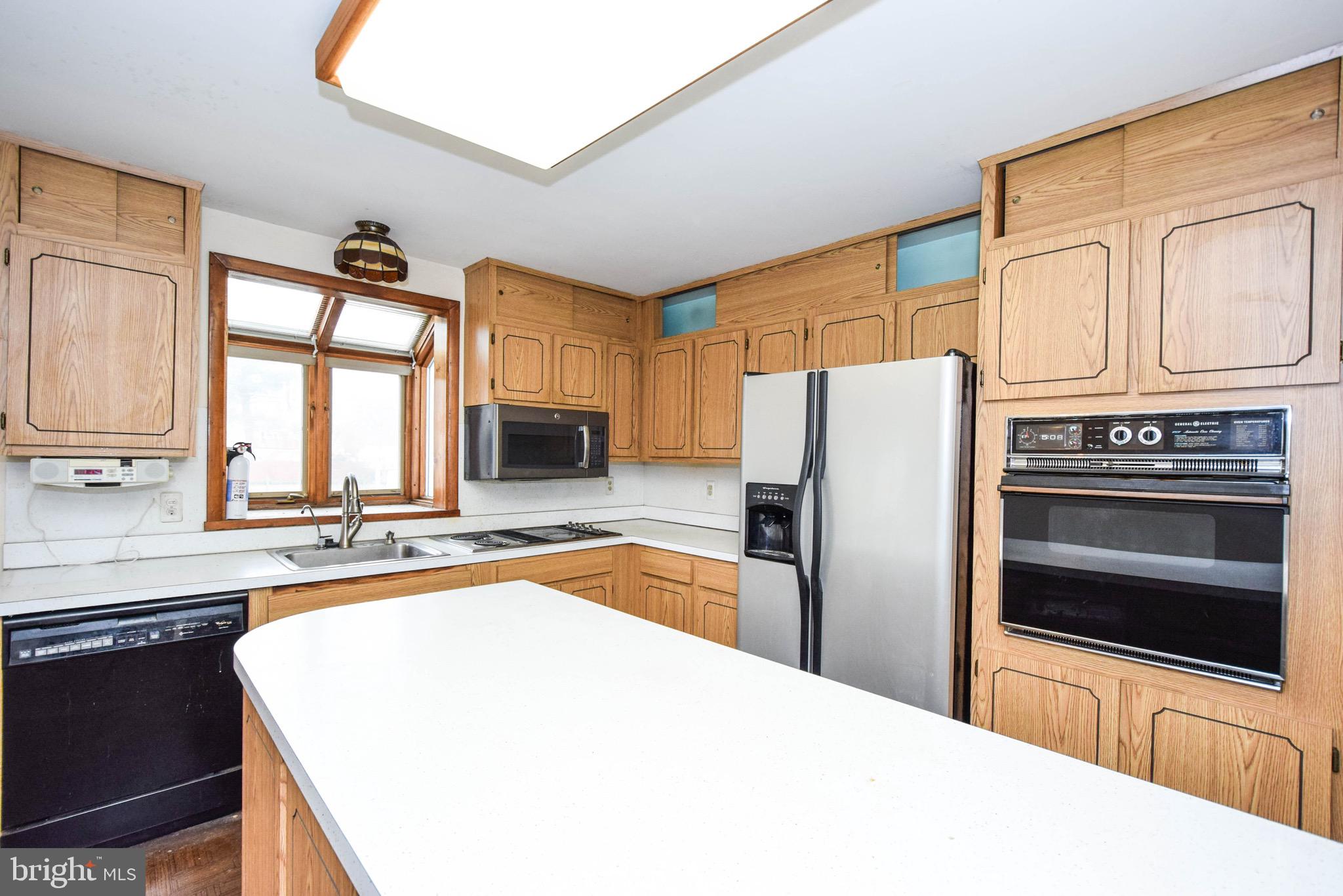 1460 Sinkler Road Warminster, PA 18974 - Photo 12 of 21 Gallery Image 12
