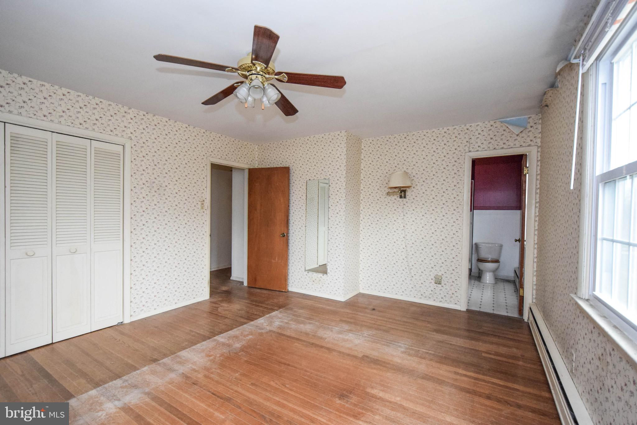 1460 Sinkler Road Warminster, PA 18974 - Photo 14 of 21 Gallery Image 14