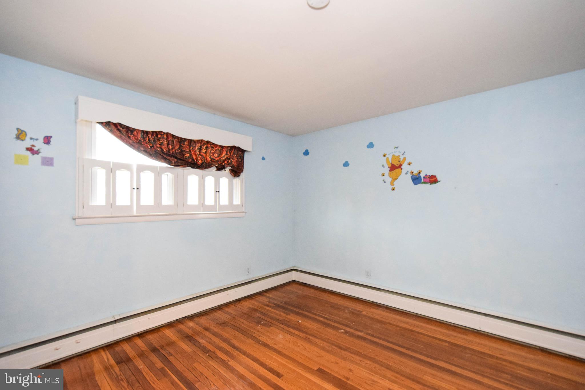 1460 Sinkler Road Warminster, PA 18974 - Photo 17 of 21 Gallery Image 17