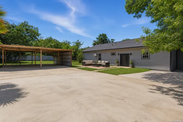 $2,200 | 4344 Mountain Pass, Von Ormy, TX 78073