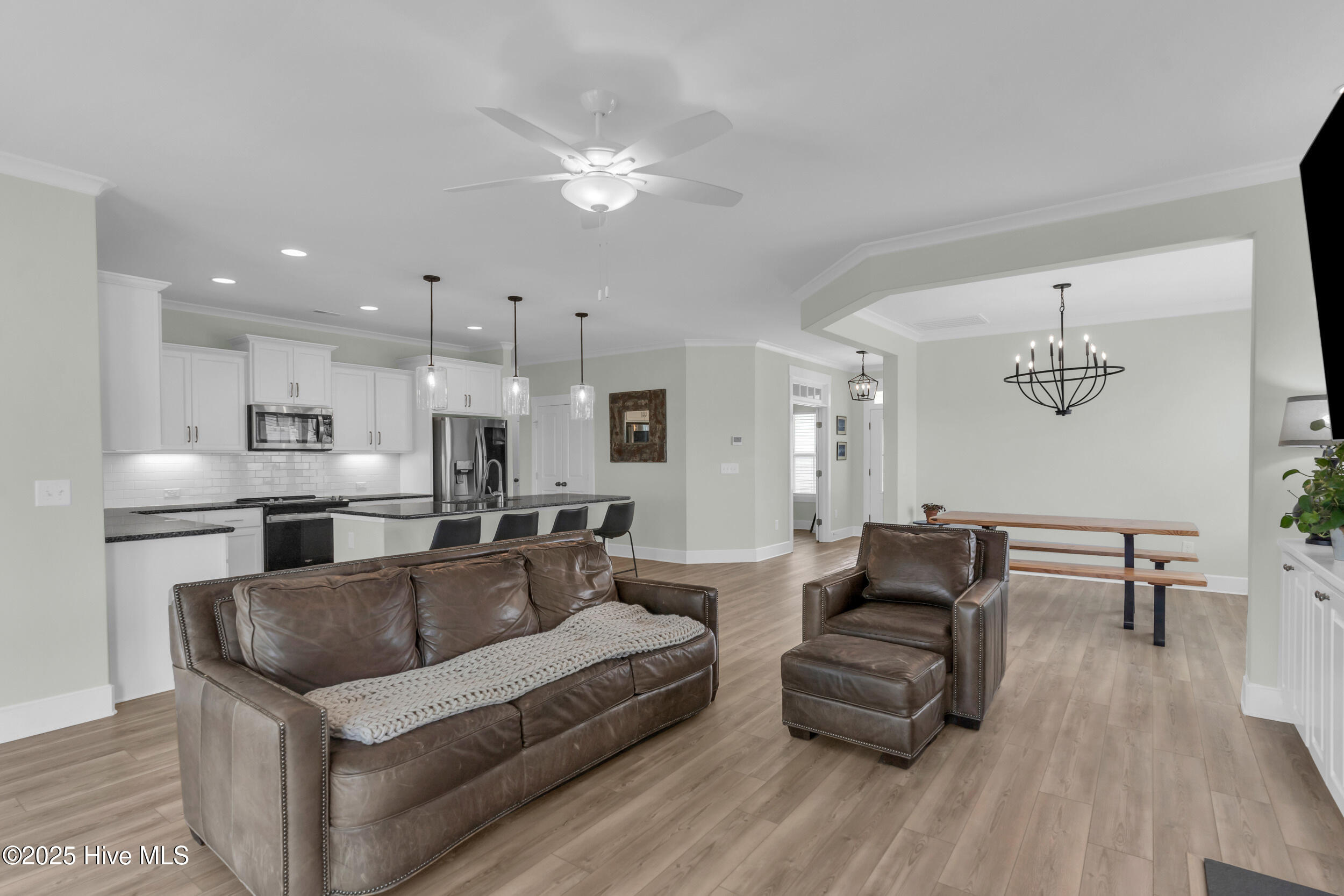 357 Spicer Lake Drive Holly Ridge, NC 28445 - Photo 7 of 65 357 spicer lake dr 00008