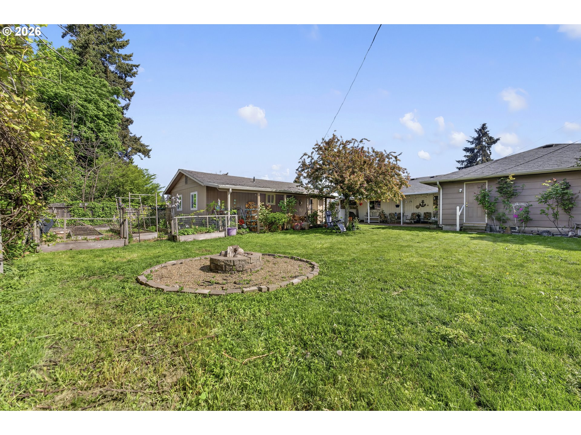 114 Hayden Bridge Way Springfield, OR 97477 - Photo 4 of 34