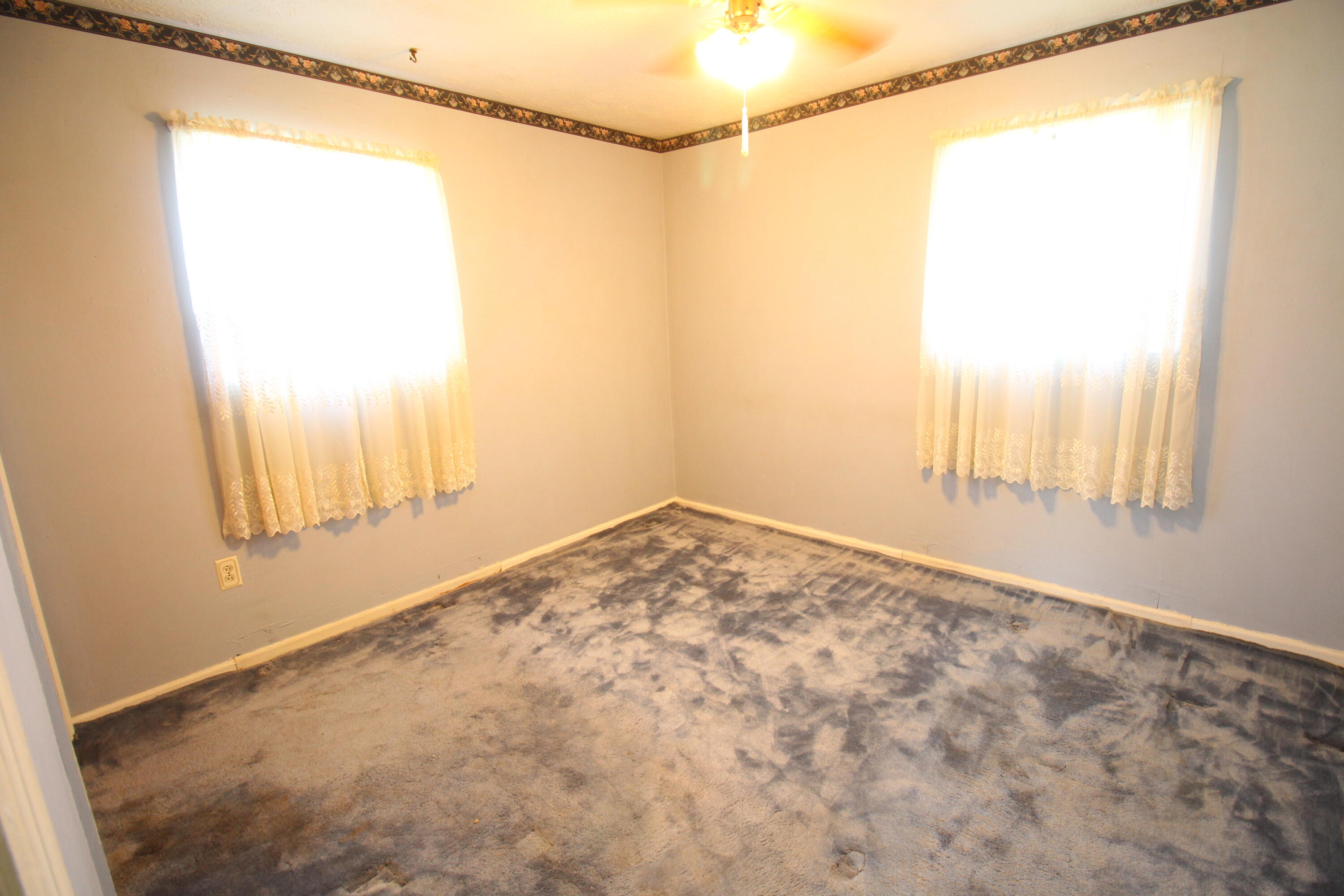 285 Compton Road Jeffersonville, KY 40337 - Photo 22 of 41 Bedroom 3
