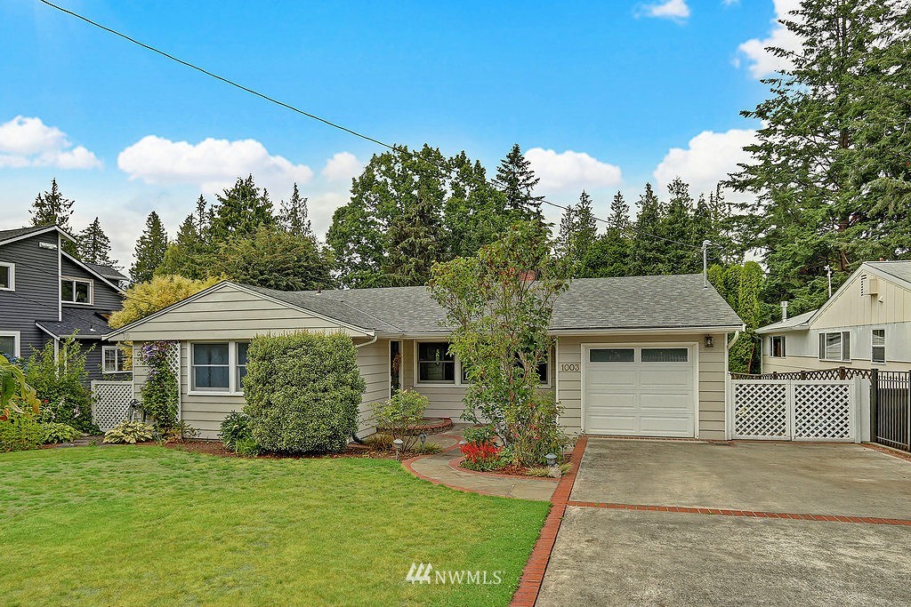 1003 Spruce Street Edmonds, WA 98020 - Photo 1 of 23 Gallery Image 1