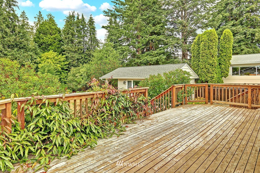 1003 Spruce Street Edmonds, WA 98020 - Photo 18 of 23 Gallery Image 18
