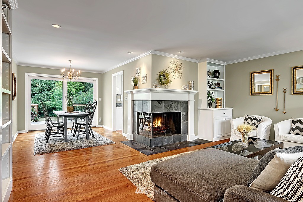1003 Spruce Street Edmonds, WA 98020 - Photo 3 of 23 Gallery Image 3