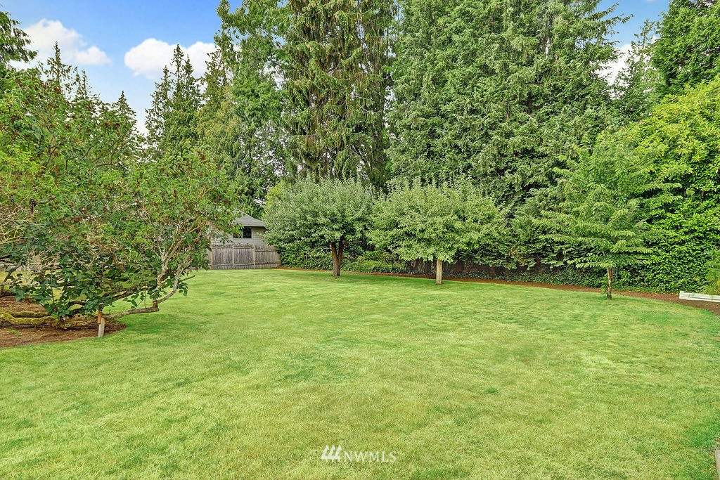 1003 Spruce Street Edmonds, WA 98020 - Photo 21 of 23 Gallery Image 21