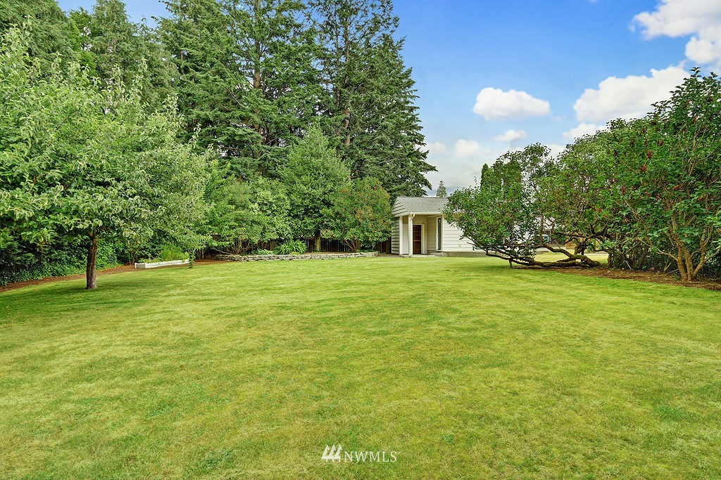 1003 Spruce Street Edmonds, WA 98020 - Photo 22 of 23 Gallery Image 22