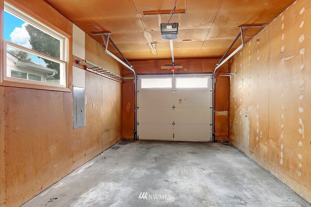 1003 Spruce Street Edmonds, WA 98020 - Photo 23 of 23 Gallery Image 23