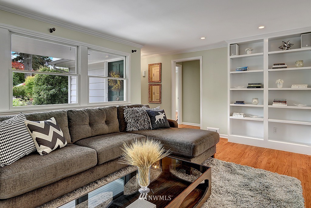 1003 Spruce Street Edmonds, WA 98020 - Photo 7 of 23 Gallery Image 7