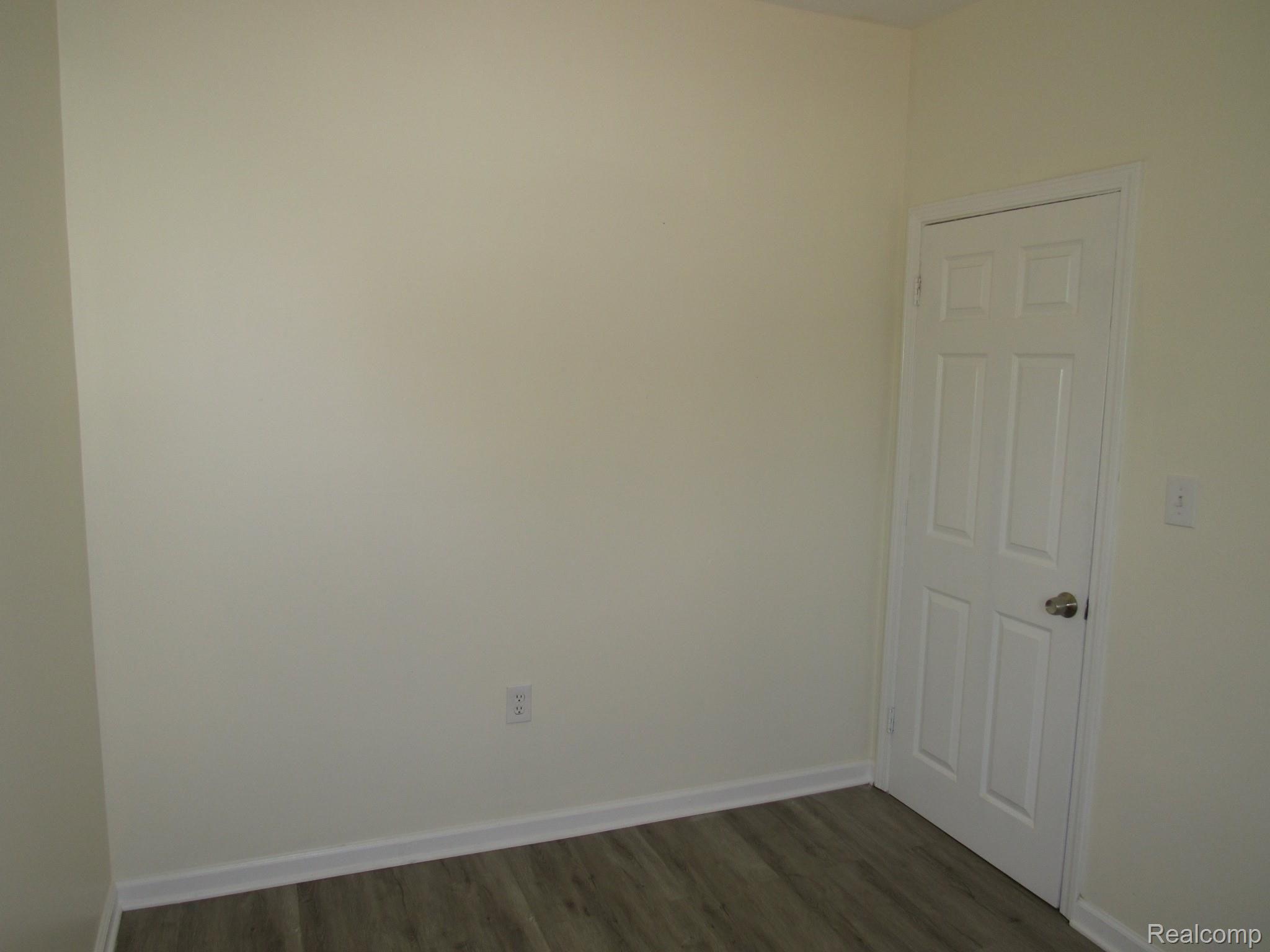 23012 Rausch Avenue Eastpointe, MI 48021 - Photo 35 of 52 23012 ROUSCH EASTPOINTE (171).JPG