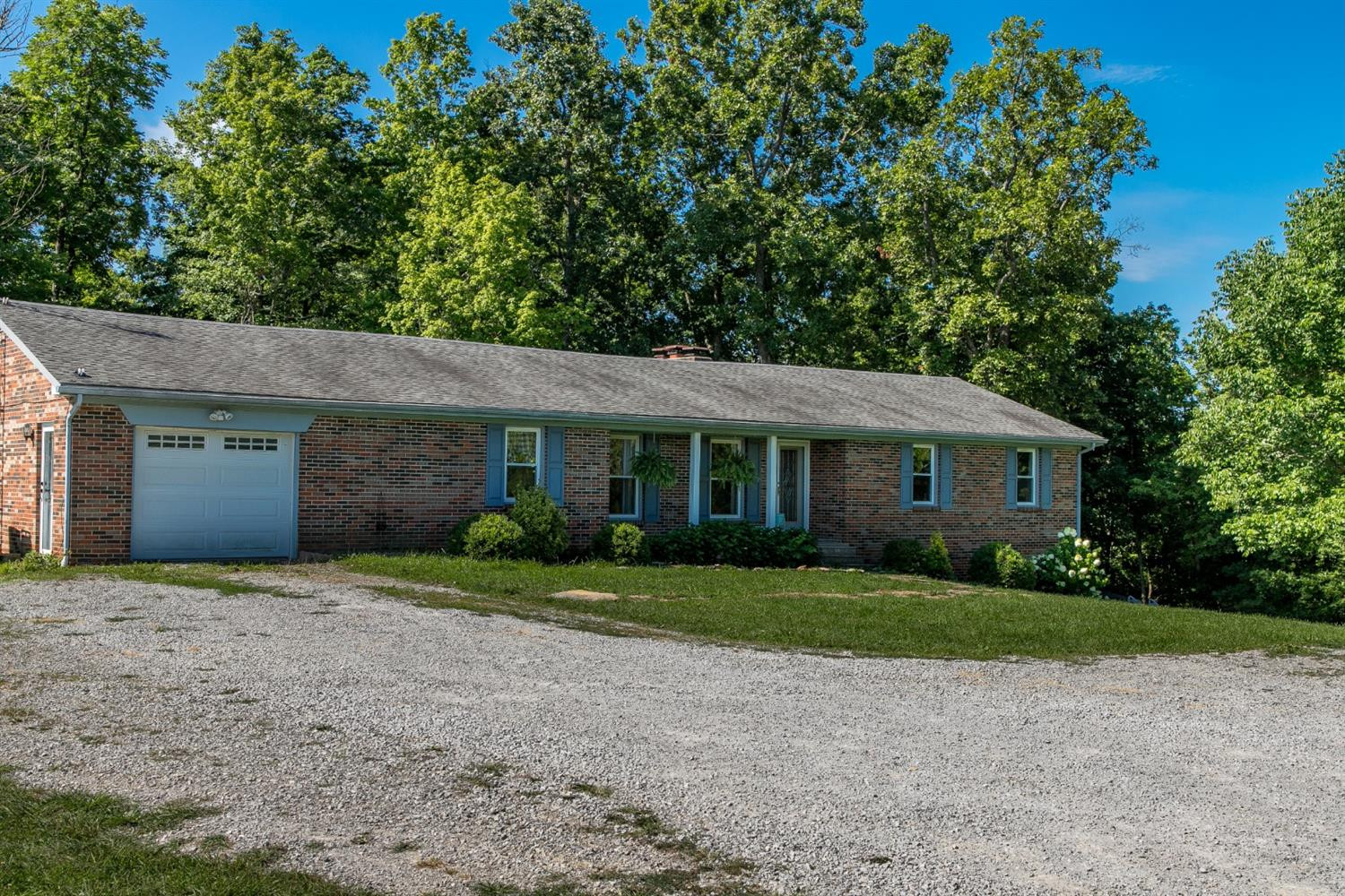 1011 Goshen Road Lawrenceburg, KY 40342 - Photo 3 of 56 Photo 3