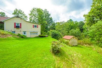 695 Story Road Slickville, PA 15684 - Photo 6 of 22 Gallery Image 6