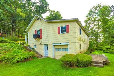 695 Story Road Slickville, PA 15684 - Photo 7 of 22 Gallery Image 7