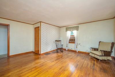 695 Story Road Slickville, PA 15684 - Photo 9 of 22 Gallery Image 9