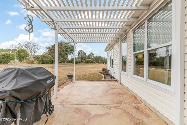 $420,000 | 2003 Jarvis Lane, Calabash, NC 28467