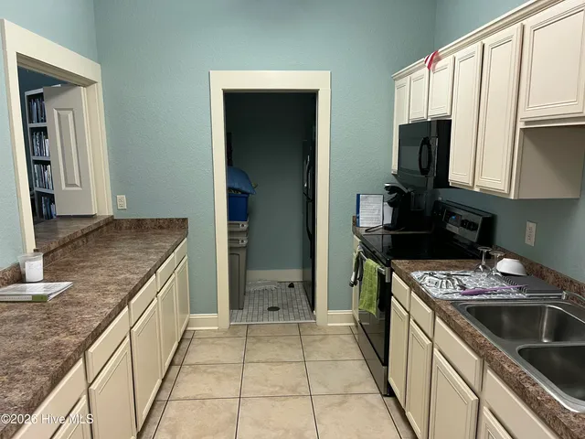 $420,000 | 2003 Jarvis Lane, Calabash, NC 28467