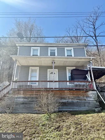 $125,000 | 202 South Logan Boulevard, Burnham, PA 17009