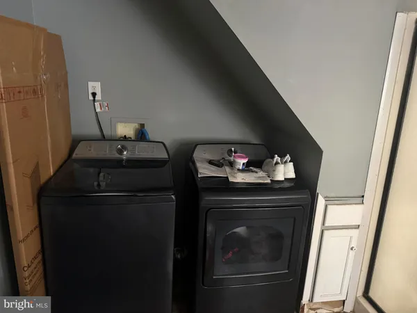 $125,000 | 202 South Logan Boulevard, Burnham, PA 17009