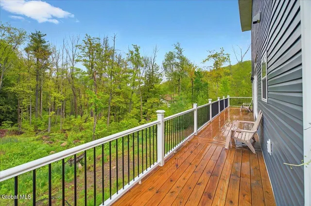 $679,000 | 14 Calvin Cole Road, Stephentown, NY 12169