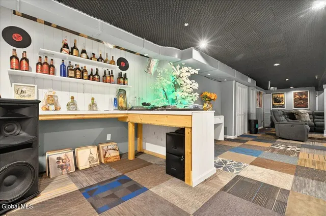 $679,000 | 14 Calvin Cole Road, Stephentown, NY 12169