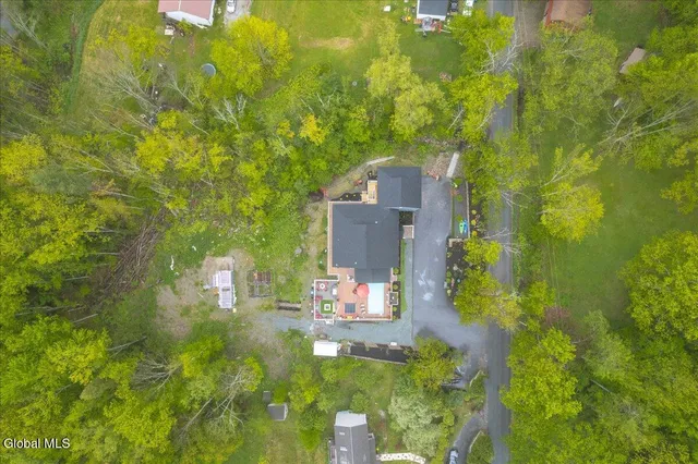 $679,000 | 14 Calvin Cole Road, Stephentown, NY 12169