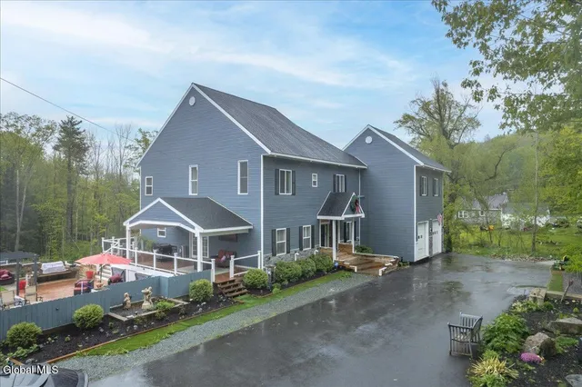 $679,000 | 14 Calvin Cole Road, Stephentown, NY 12169