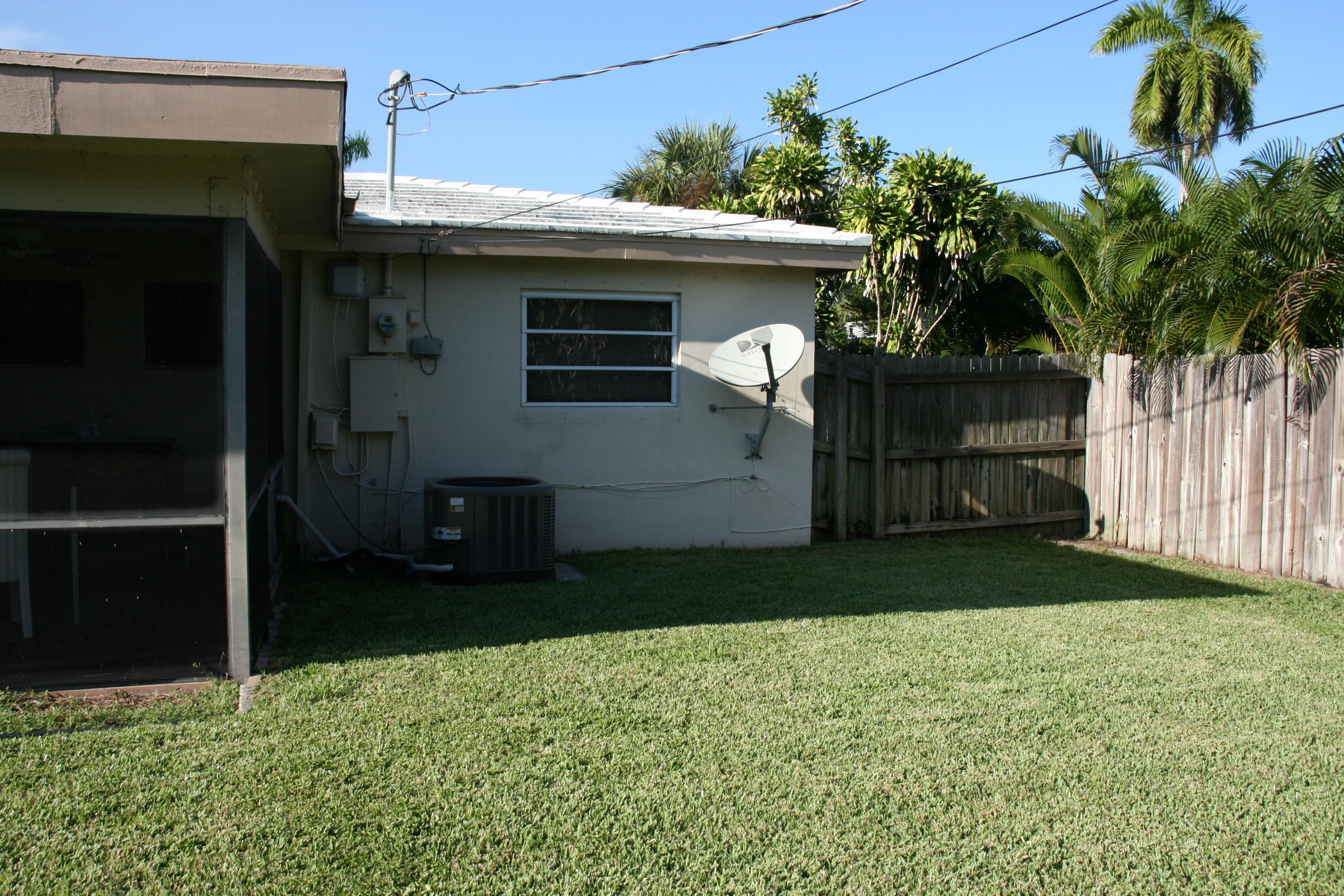 440 Northeast 24th Street Boca Raton, FL 33431 - Photo 12 of 38 IMG_6693