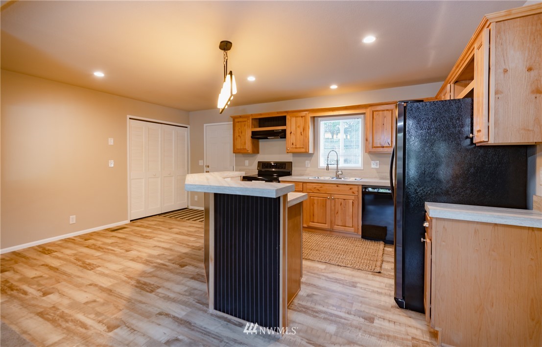 5778 Salish Road Blaine, WA 98230 - Photo 7 of 30 Gallery Image 7