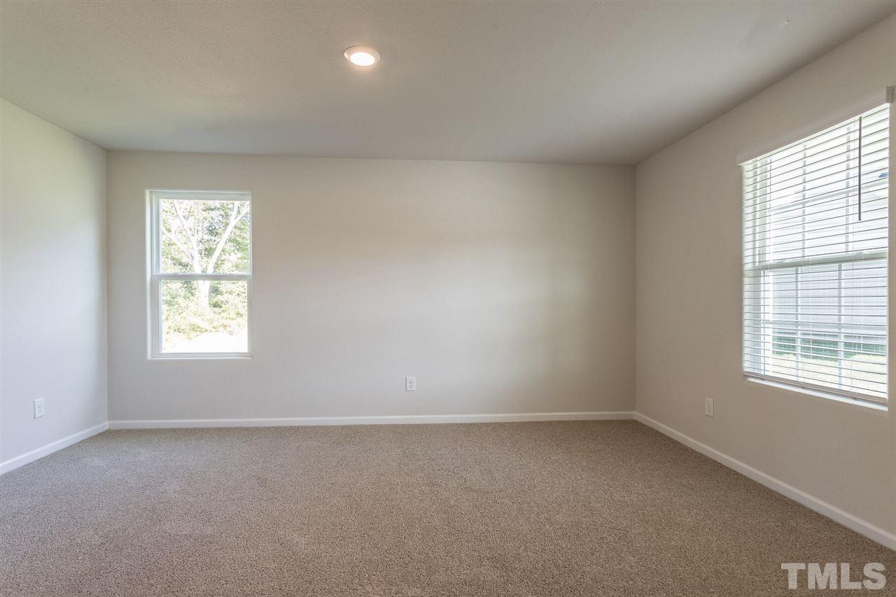309 Rustling Way Zebulon, NC 27597 - Photo 4 of 25 Gallery Image 4