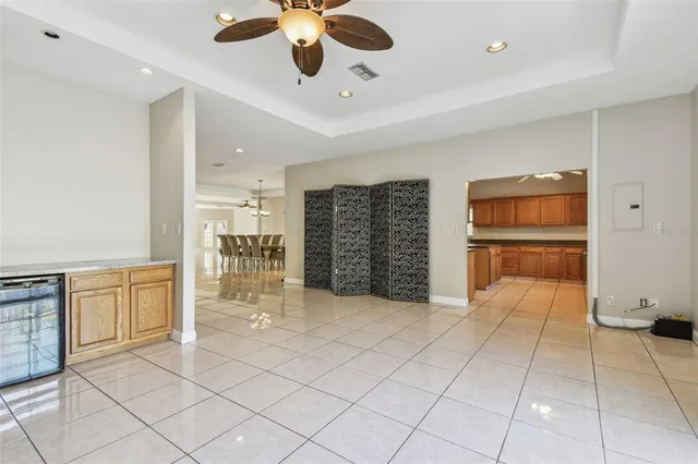 $5,200 | 284 Peninsula Avenue, Tarpon Springs, FL 34689