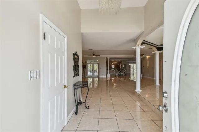 $5,200 | 284 Peninsula Avenue, Tarpon Springs, FL 34689