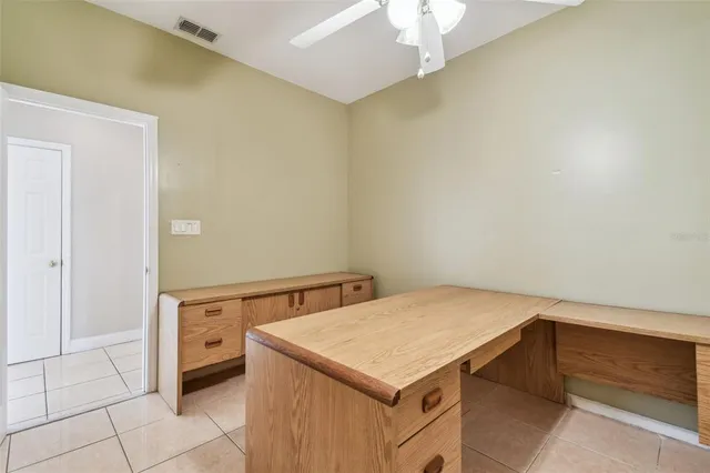 $5,200 | 284 Peninsula Avenue, Tarpon Springs, FL 34689