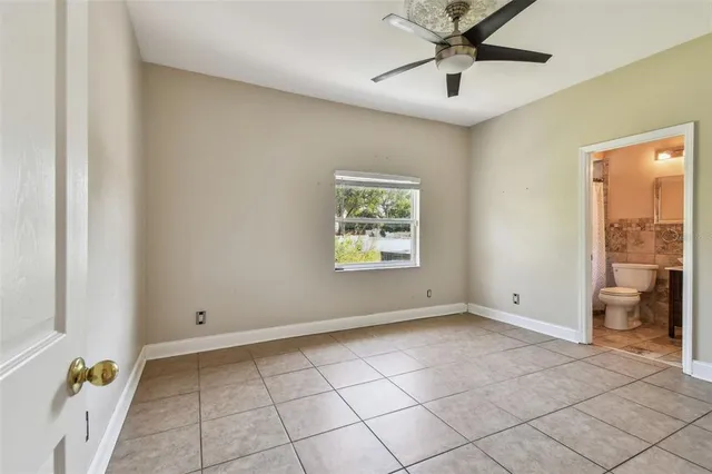 $5,200 | 284 Peninsula Avenue, Tarpon Springs, FL 34689