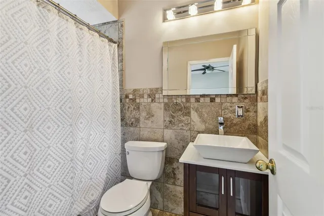 $5,200 | 284 Peninsula Avenue, Tarpon Springs, FL 34689