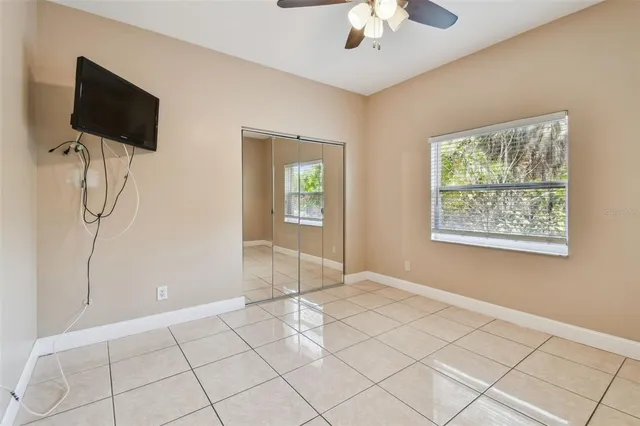 $5,200 | 284 Peninsula Avenue, Tarpon Springs, FL 34689
