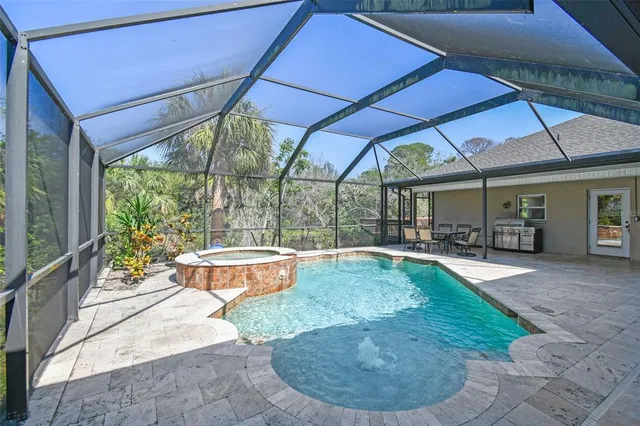 $5,200 | 284 Peninsula Avenue, Tarpon Springs, FL 34689