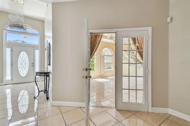 $5,200 | 284 Peninsula Avenue, Tarpon Springs, FL 34689