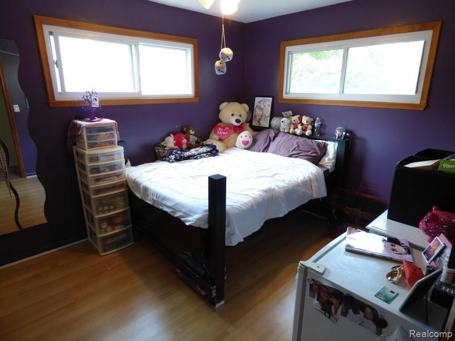 14641 Elwell Road Belleville, MI 48111 - Photo 25 of 36 P1110637.jpg