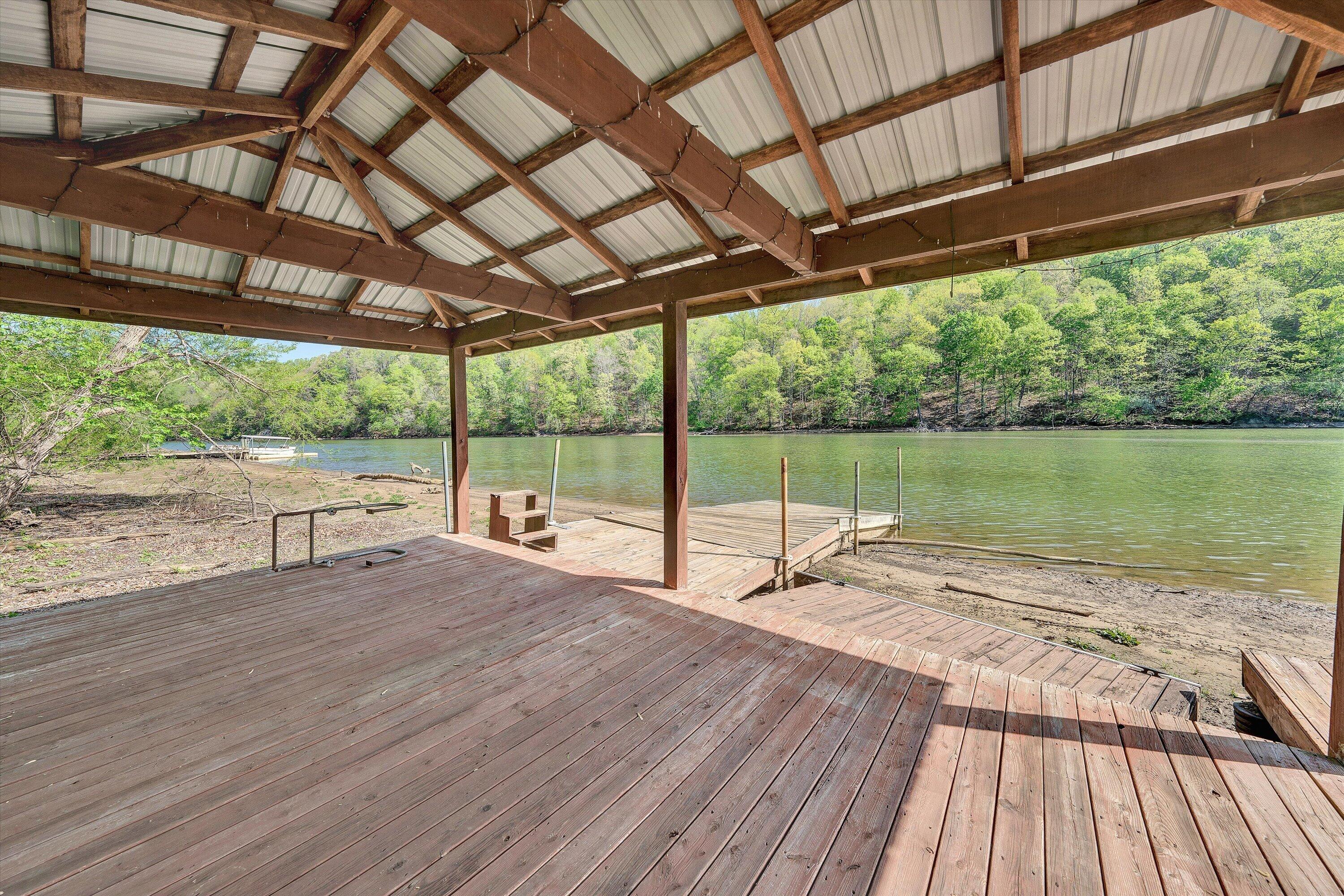 540 Lakeshore Terrace Road Hardy, VA 24101 - Photo 66 of 82 65-DSC00181