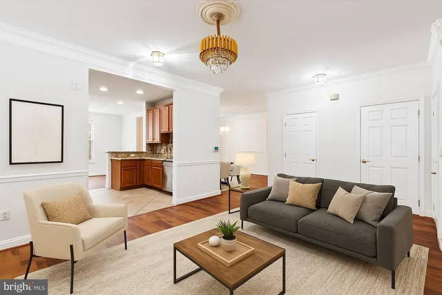 $400,000 | 2550 Kensington Gardens, Unit 107, Ellicott City, MD 21043