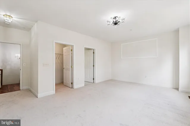 $400,000 | 2550 Kensington Gardens, Unit 107, Ellicott City, MD 21043