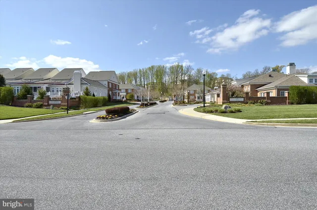 $400,000 | 2550 Kensington Gardens, Unit 107, Ellicott City, MD 21043