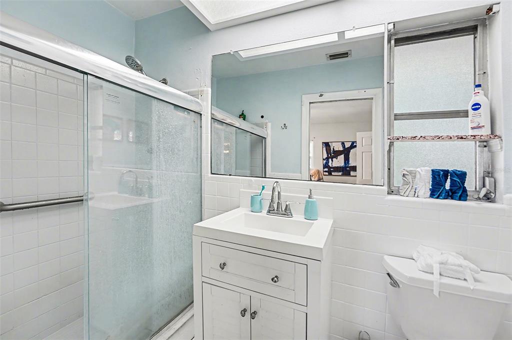 2111 Timber Lane Clearwater, FL 33763 - Photo 14 of 26