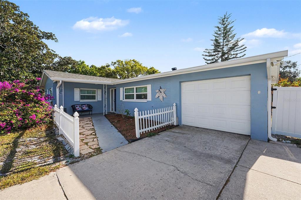 2111 Timber Lane Clearwater, FL 33763 - Photo 2 of 26