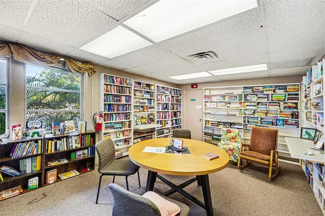 $375,000 | 2111 Timber Lane, Clearwater, FL 33763