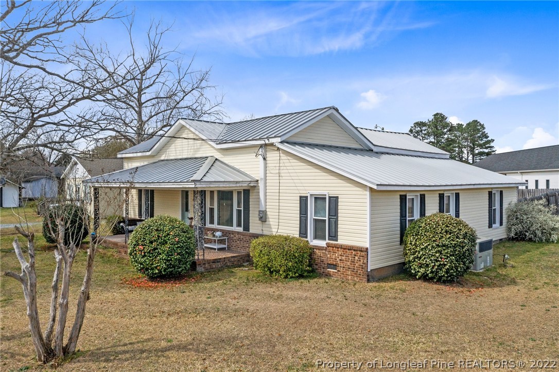 416 Crawford Road Coats, NC 27521 - Photo 3 of 48 Gallery Image 3
